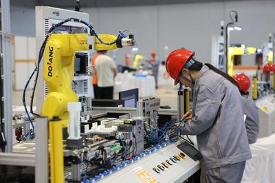 毫厘之間展技藝，智能工廠(chǎng)進(jìn)賽場(chǎng) 信息技術(shù)領(lǐng)域106個(gè)賽項(xiàng)亮相第二屆山東省職業(yè)技能大賽